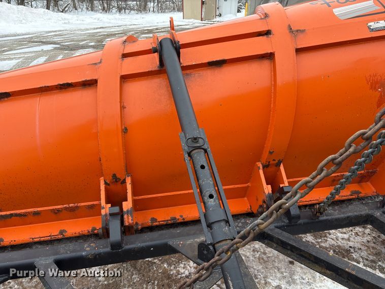 image for item DT6473 2011 International 7600 dump truck