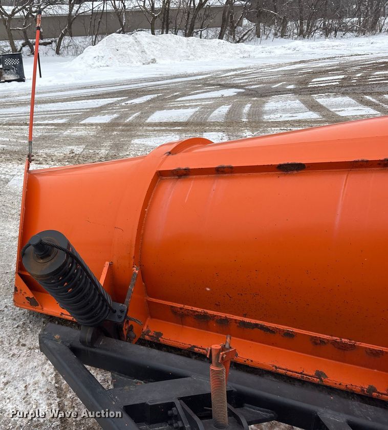 image for item DT6473 2011 International 7600 dump truck