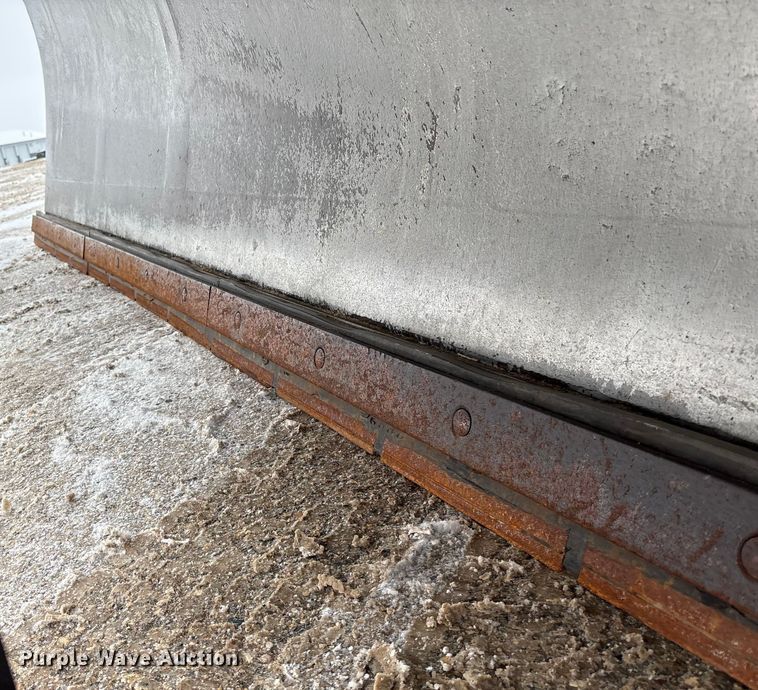 image for item DT6473 2011 International 7600 dump truck