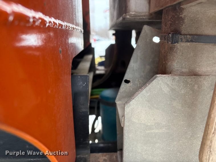 image for item DT6473 2011 International 7600 dump truck