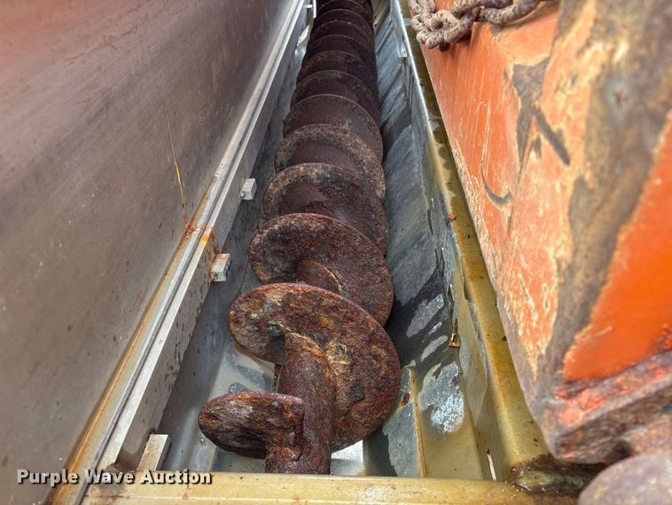 image for item DT6473 2011 International 7600 dump truck