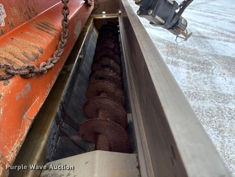 image for item DT6473 2011 International 7600 dump truck