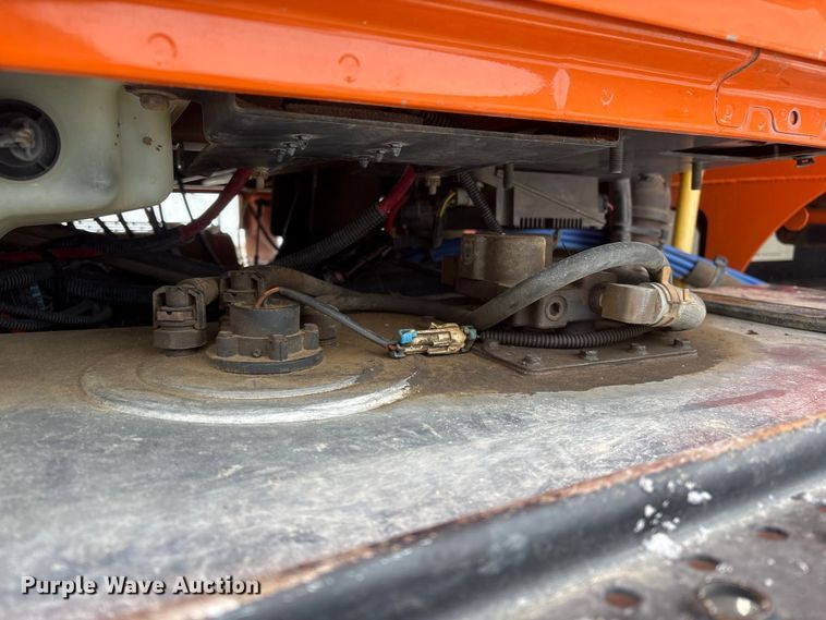 image for item DT6473 2011 International 7600 dump truck