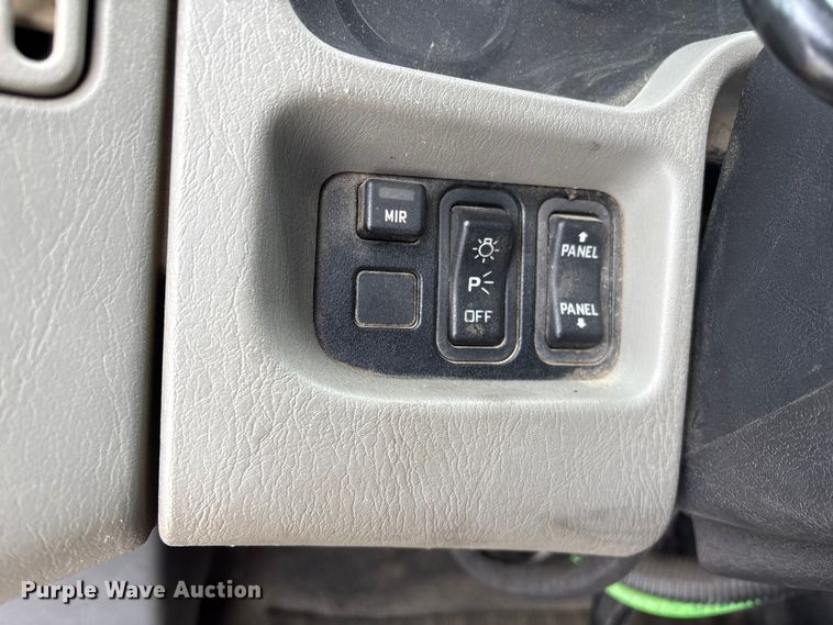 image for item DT6473 2011 International 7600 dump truck