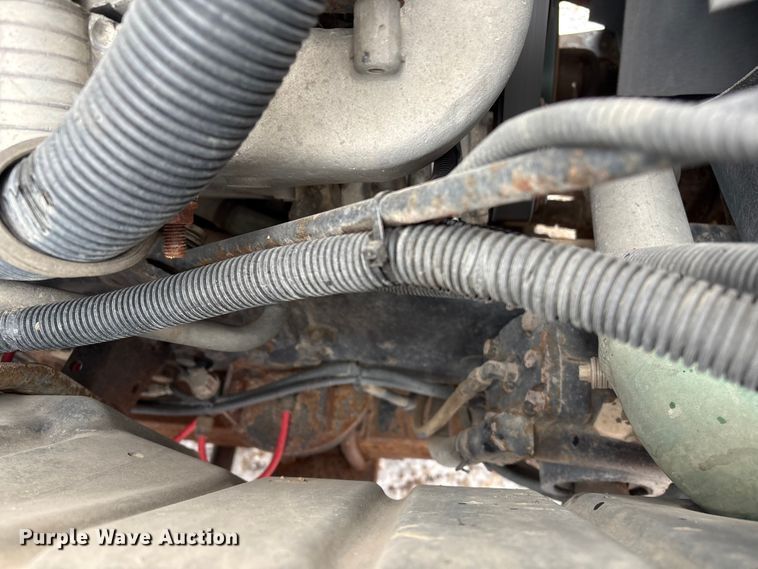 image for item DT6473 2011 International 7600 dump truck