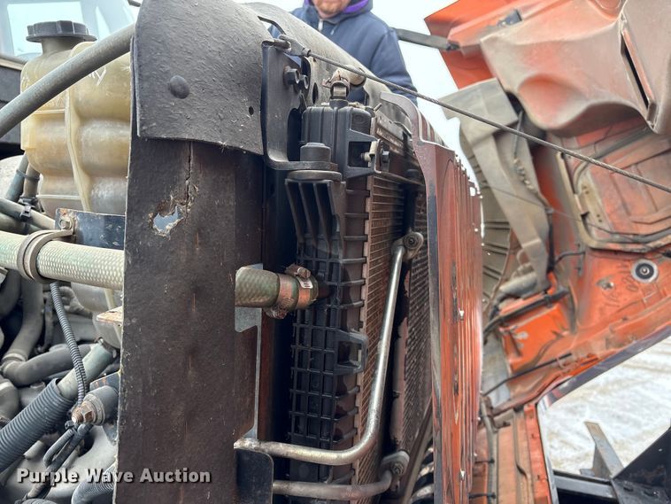 image for item DT6473 2011 International 7600 dump truck