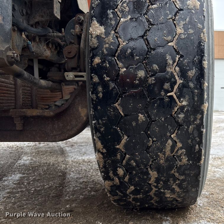 image for item DT6473 2011 International 7600 dump truck