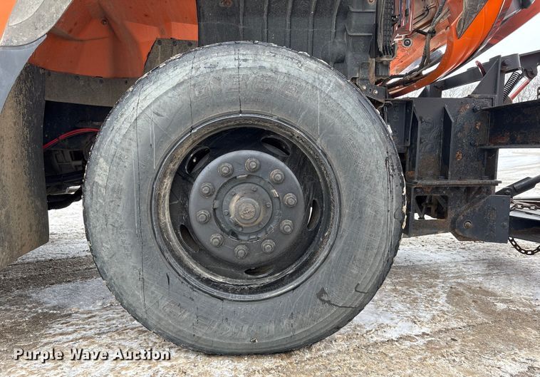 image for item DT6473 2011 International 7600 dump truck