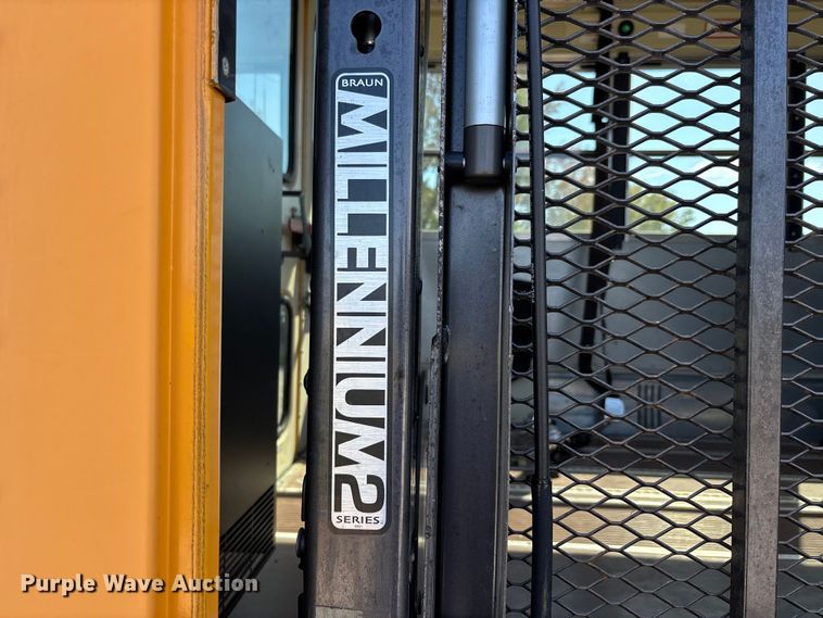 image for item DU1432 2012 IC PB105 school bus