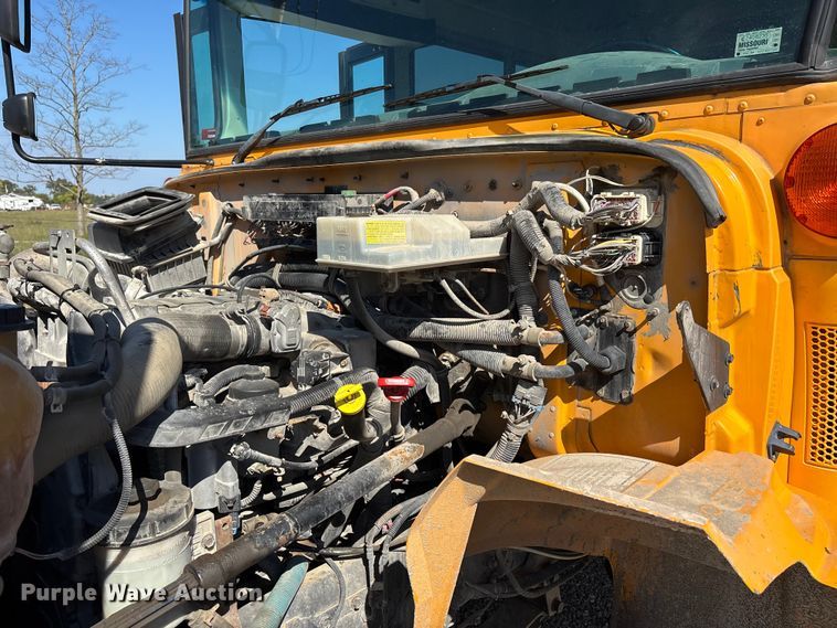 image for item DU1432 2012 IC PB105 school bus