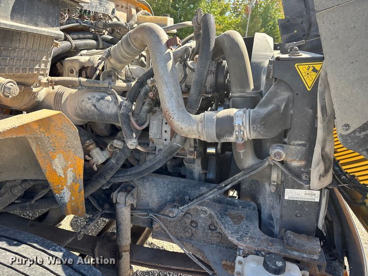 image for item DU1432 2012 IC PB105 school bus