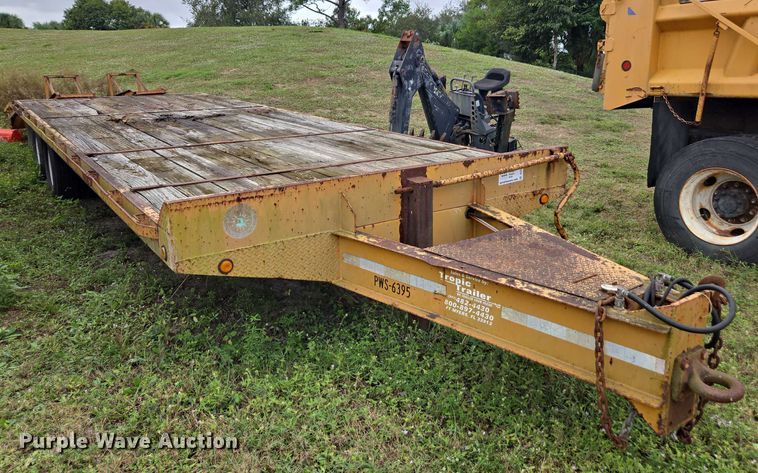 image for item DU2582 2002 Rolls Rite equipment trailer