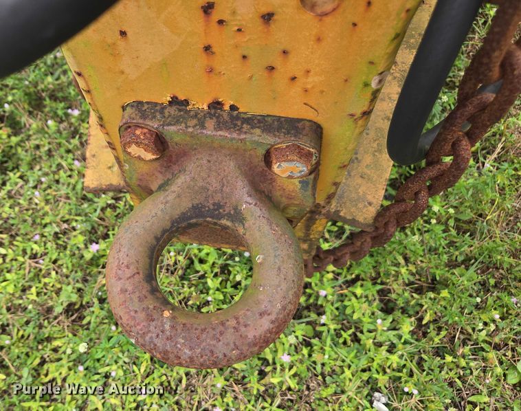 image for item DU2582 2002 Rolls Rite equipment trailer