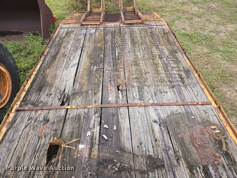 image for item DU2582 2002 Rolls Rite equipment trailer