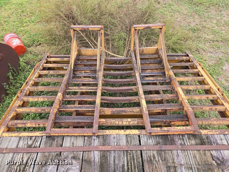 image for item DU2582 2002 Rolls Rite equipment trailer