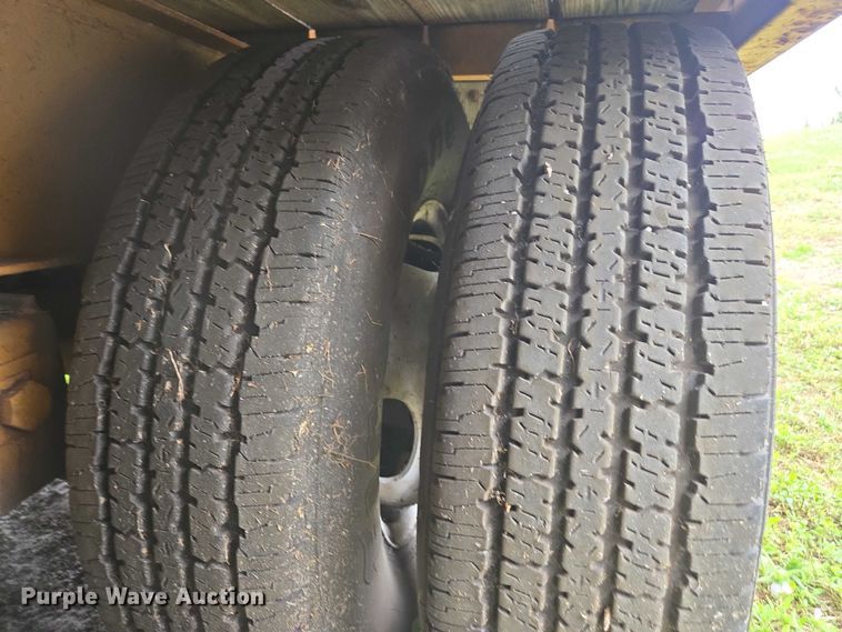 image for item DU2582 2002 Rolls Rite equipment trailer