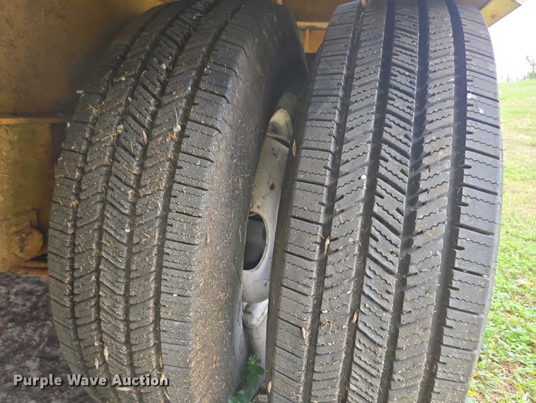 image for item DU2582 2002 Rolls Rite equipment trailer