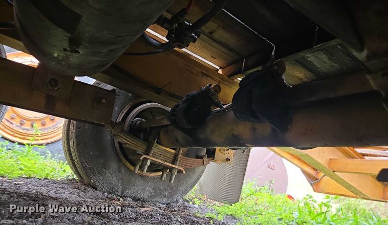 image for item DU2582 2002 Rolls Rite equipment trailer