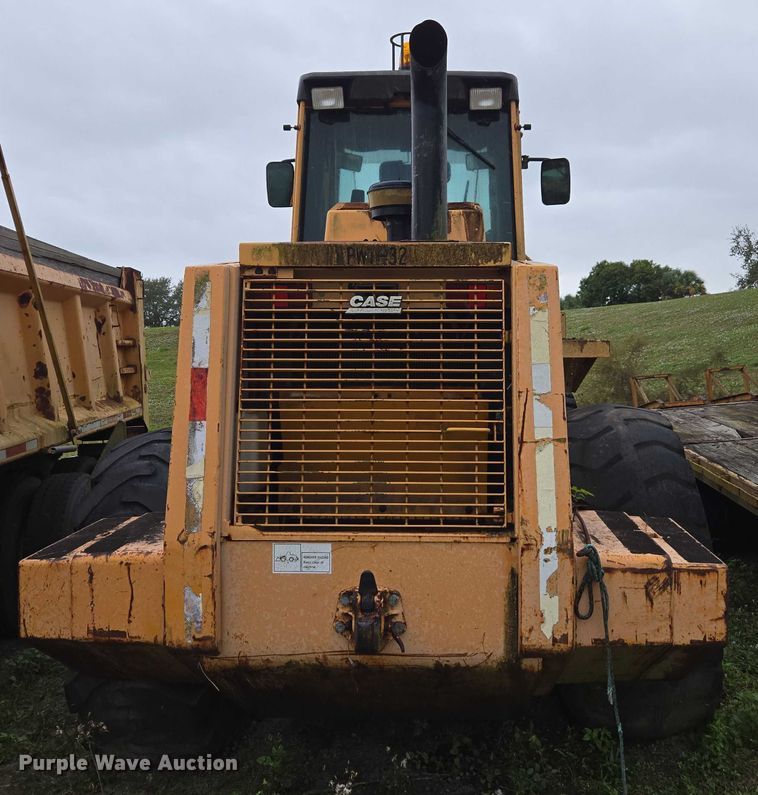 image for item DU2585 2001 Case 821C wheel loader