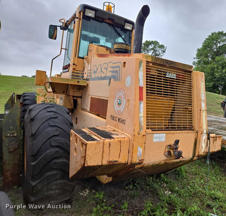 image for item DU2585 2001 Case 821C wheel loader