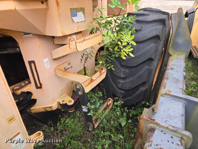 image for item DU2585 2001 Case 821C wheel loader