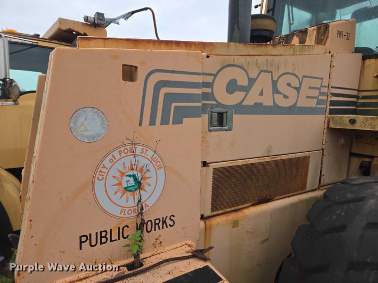 image for item DU2585 2001 Case 821C wheel loader