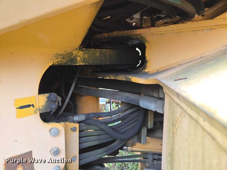 image for item DU2585 2001 Case 821C wheel loader