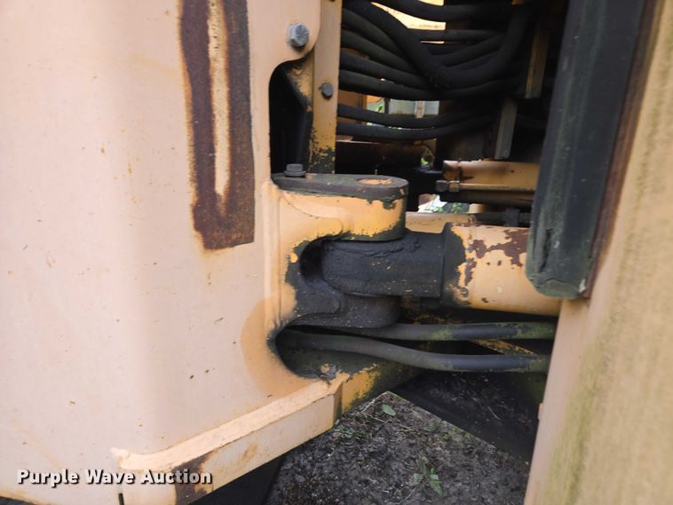 image for item DU2585 2001 Case 821C wheel loader