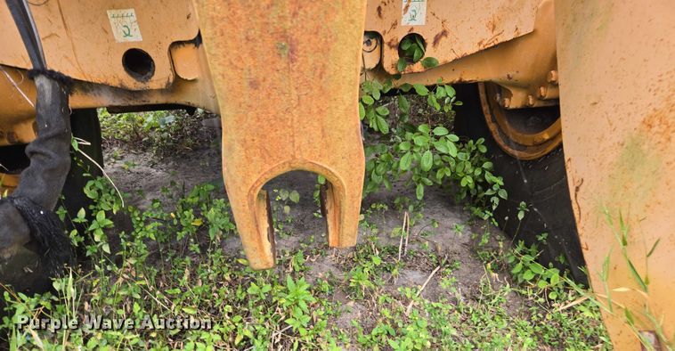 image for item DU2585 2001 Case 821C wheel loader