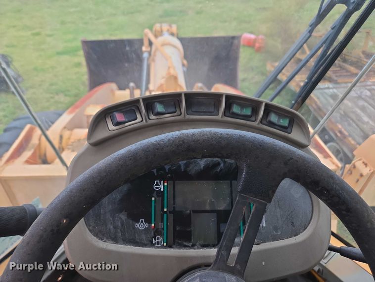 image for item DU2585 2001 Case 821C wheel loader