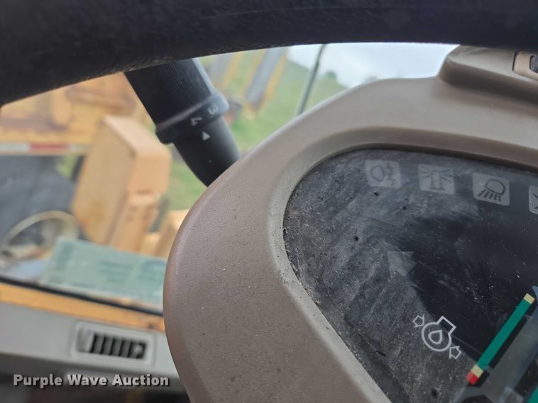 image for item DU2585 2001 Case 821C wheel loader