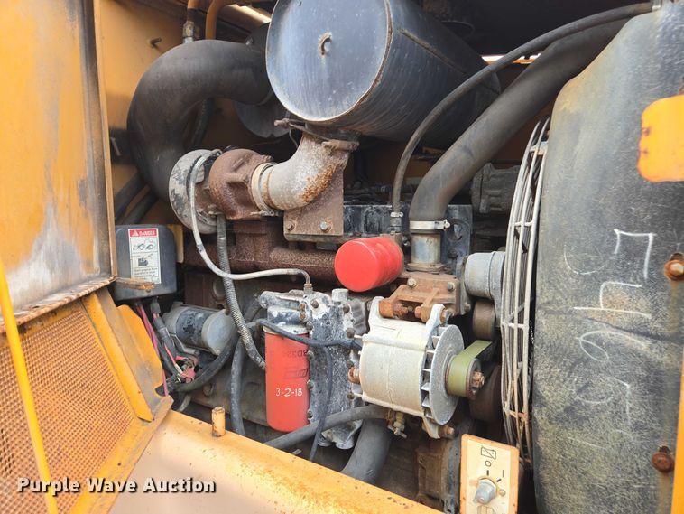 image for item DU2585 2001 Case 821C wheel loader