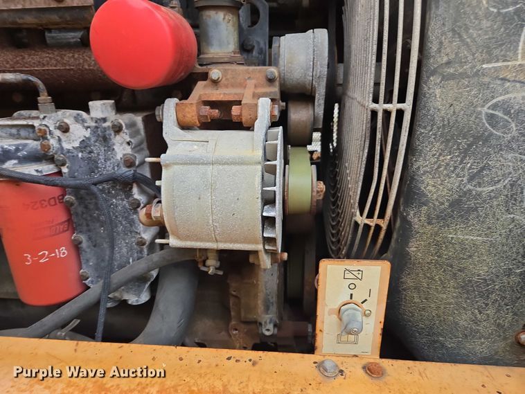 image for item DU2585 2001 Case 821C wheel loader