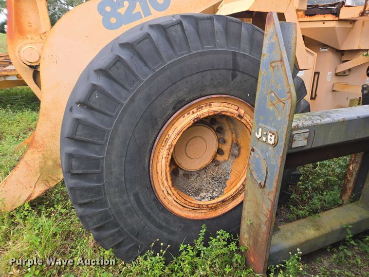 image for item DU2585 2001 Case 821C wheel loader