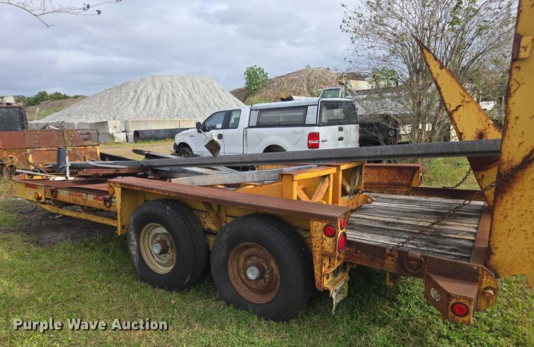 image for item DU2588 2002 Belshe WB-12 equipment trailer