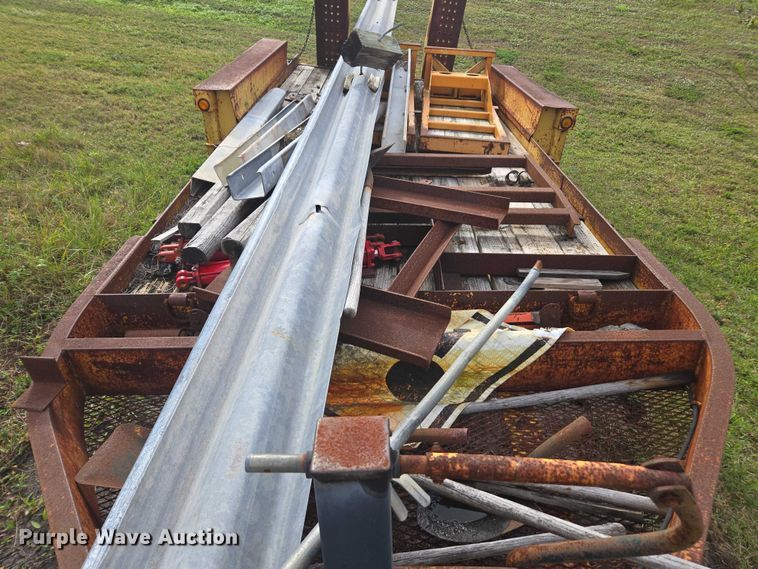 image for item DU2588 2002 Belshe WB-12 equipment trailer