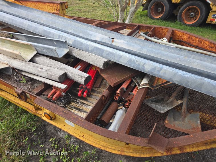 image for item DU2588 2002 Belshe WB-12 equipment trailer