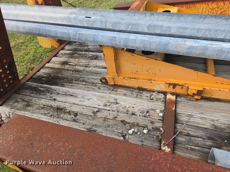 image for item DU2588 2002 Belshe WB-12 equipment trailer