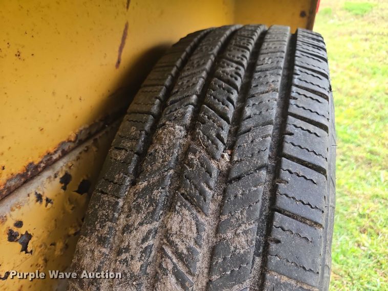 image for item DU2588 2002 Belshe WB-12 equipment trailer