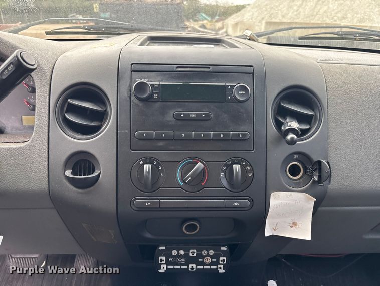 image for item DU2589 2006 Ford F150 Ext. Cab pickup truck