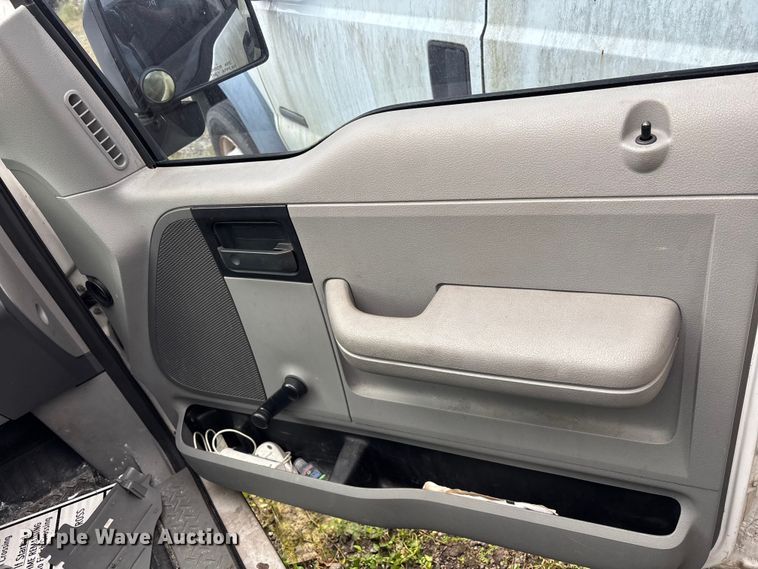 image for item DU2589 2006 Ford F150 Ext. Cab pickup truck