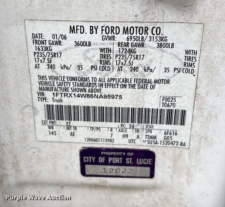 image for item DU2589 2006 Ford F150 Ext. Cab pickup truck