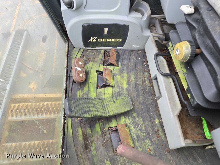 image for item DU2593 Gradall XL4100II wheeled excavator