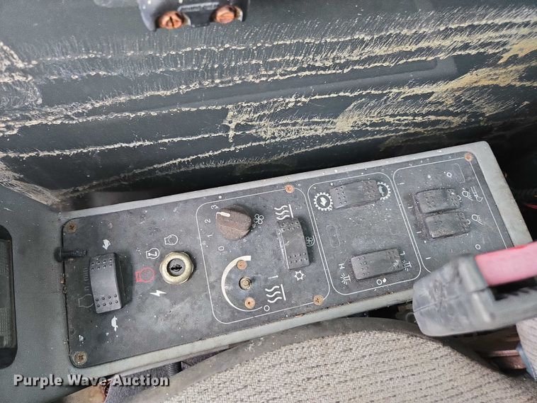 image for item DU2593 Gradall XL4100II wheeled excavator