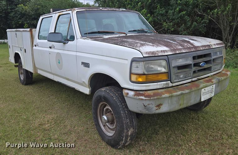 image for item DU2594 1996 Ford F350 Crew Cab utility bed pickup truck