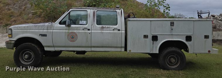 image for item DU2594 1996 Ford F350 Crew Cab utility bed pickup truck