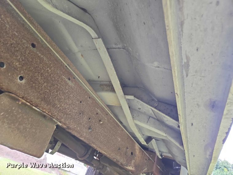 image for item DU2594 1996 Ford F350 Crew Cab utility bed pickup truck