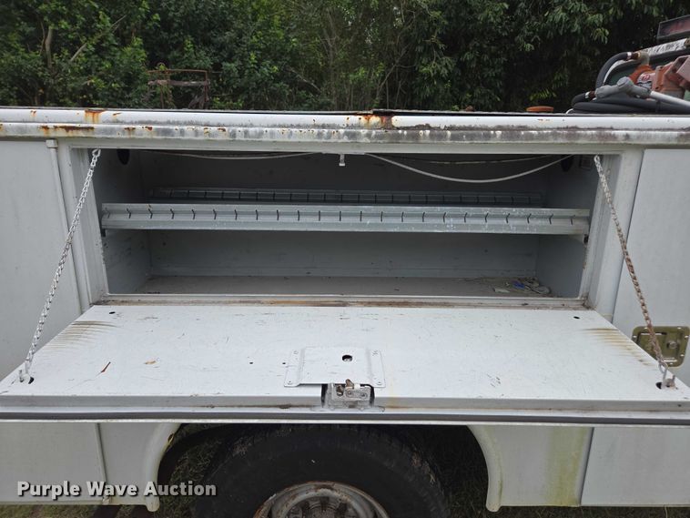 image for item DU2594 1996 Ford F350 Crew Cab utility bed pickup truck