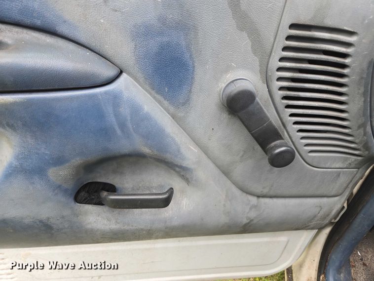 image for item DU2594 1996 Ford F350 Crew Cab utility bed pickup truck