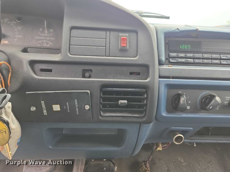 image for item DU2594 1996 Ford F350 Crew Cab utility bed pickup truck